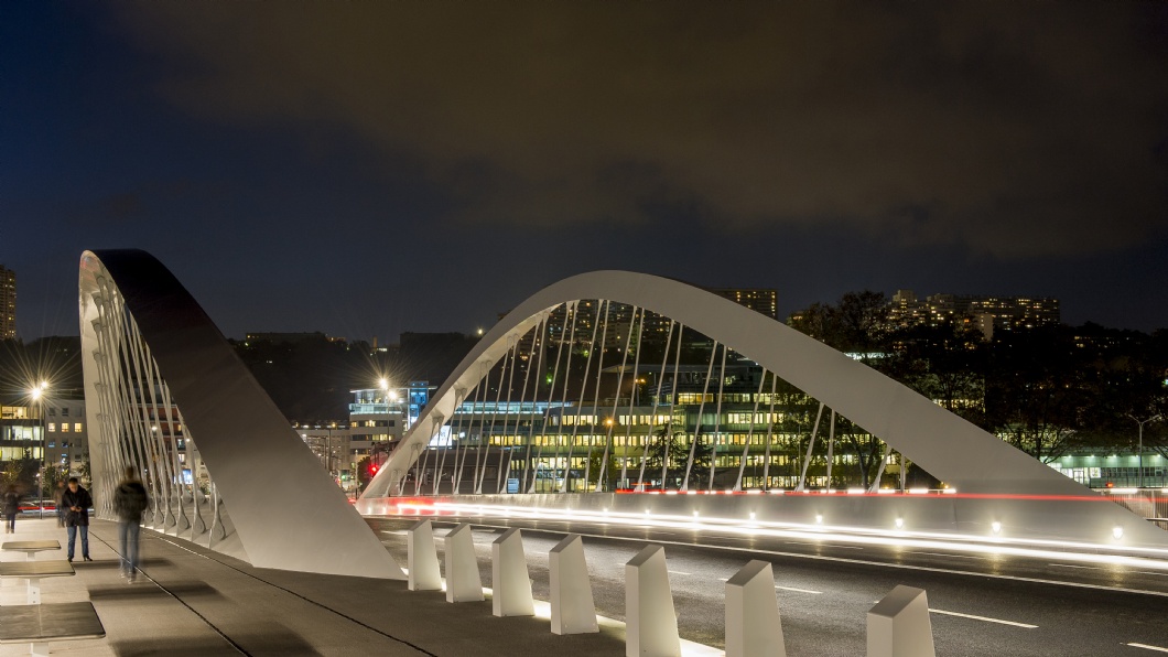 PONT SCHUMAN, LIONE 2