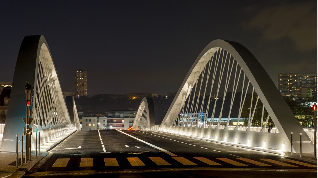 PONT SCHUMAN, LIONE 1