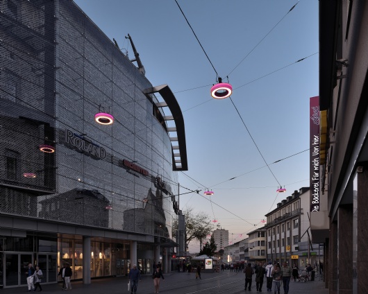 Stadt Kassel: Kundenindividuelle Leuchten in Ringform 5