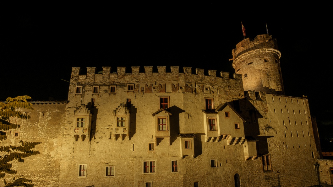 Illuminazione dinamica del castello in Trentino – Castello del Buonconsiglio 4