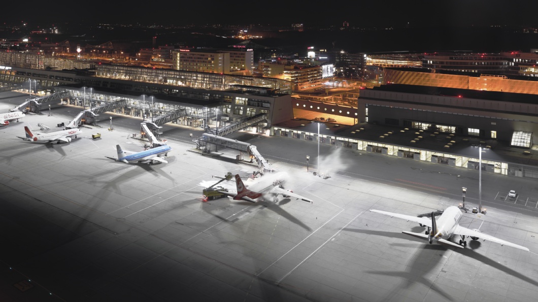 STUTTGART AIRPORT 1