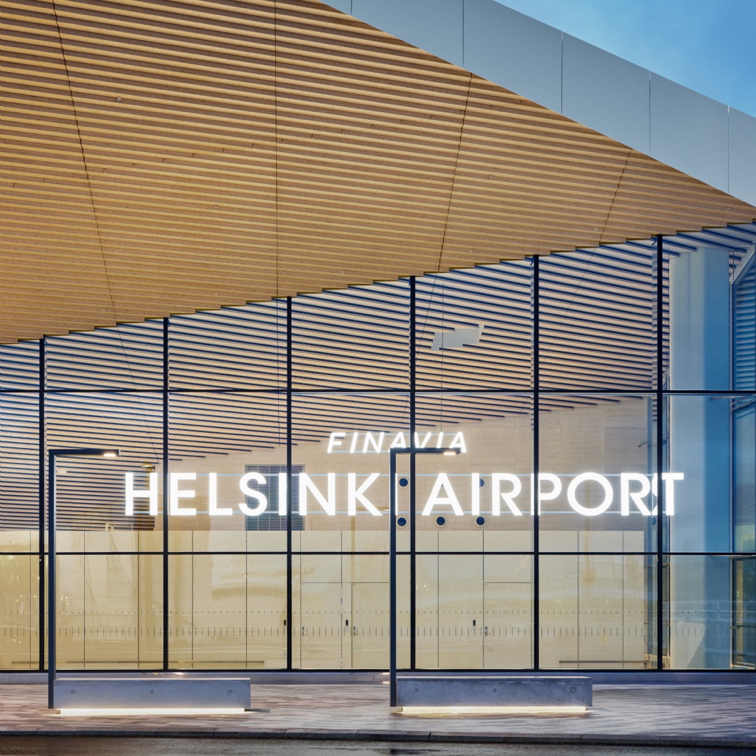 FLUGHAFEN HELSINKI 3