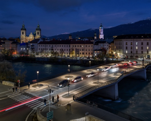 Il nuovo ponte di Innsbruck — Più che un semplice spazio per attraversare il fiume 3