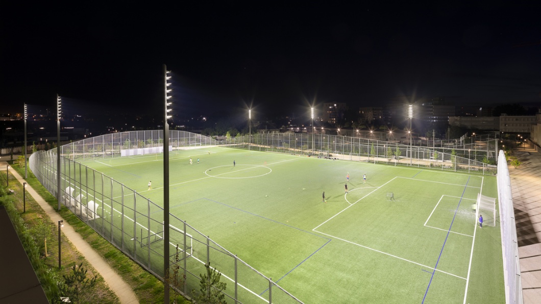 Bordeaux: custom luminaires for the world of sport 1