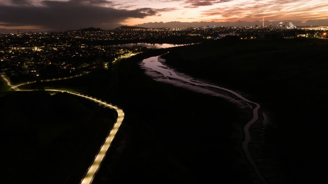 GLENN INNES TO TAMAKI DRIVE, NEW ZEALAND 1