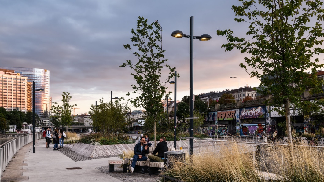 ewo APPORTE UNE NOUVELLE LUMIÈRE À LA MÉTROPOLE DE VIENNE 1