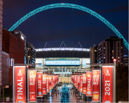 WEMBLEY — DEN WEG ZUM RUHM ZUM LEUCHTEN BRINGEN 1