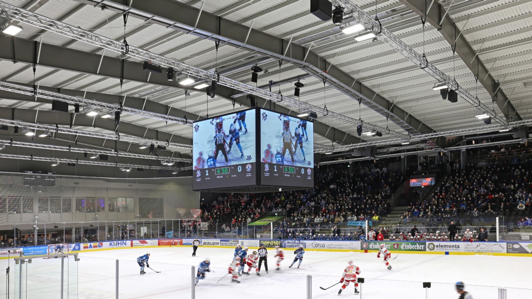 EINE LEISTUNGSSTARKE BELEUCHTUNG FÜR PROFI-EISHOCKEY IM KASSLER STADION 2