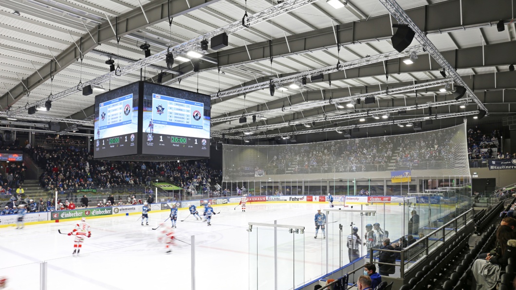 EINE LEISTUNGSSTARKE BELEUCHTUNG FÜR PROFI-EISHOCKEY IM KASSLER STADION 3