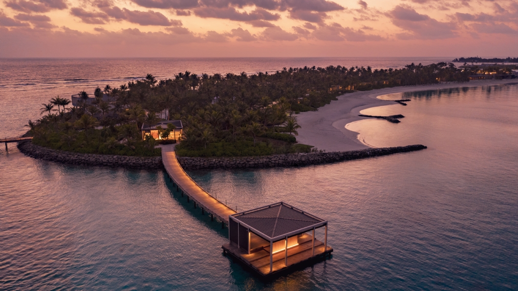 Fari Islands — Atmospheric lighting in the paradise of the Maldives 1