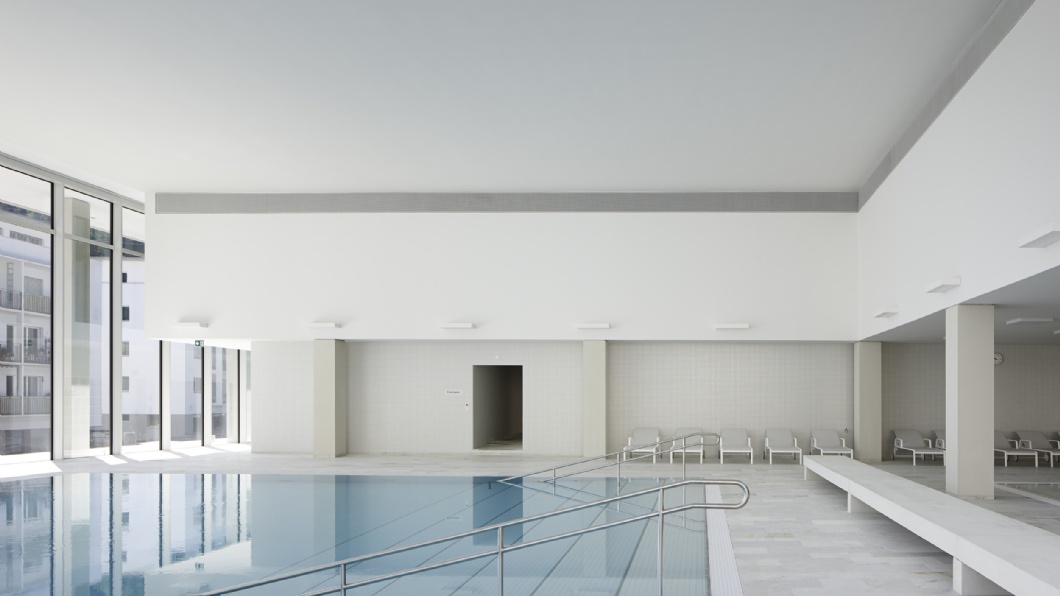 OVAVERVA INDOOR SWIMMING POOL IN ST. MORITZ 2